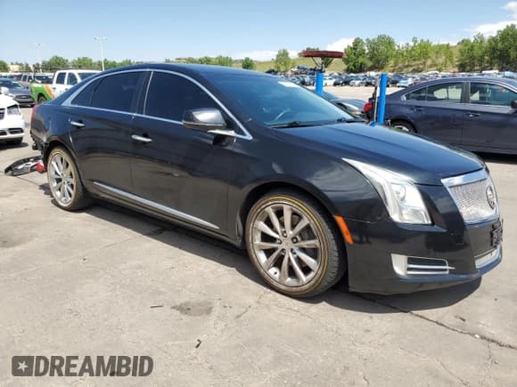 ✅ 2013 Cadillac XTS Luxury • VIN: 2G61R5S32D9138233 • Lot: 62500685. Wystawiony na Copart z przebiegiem 107 808 mil. Bezpłatny archiwum sprzedaży aukcyjnych z USA i szczegółowy raport historii pojazdu na DreamBid. Zdjęcie 4.