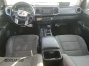 ✅ 2017 Toyota Tacoma SR • VIN: 5TFAX5GN1HX103476 • Lot: 41337585. Listed on Copart with 282,179 mi. Free auction sales archive from the USA and detailed vehicle history report at DreamBid. Image 8.