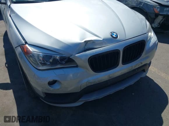 ✅ 2015 BMW X1 xDrive35i • VIN: WBAVM5C56FVV94911 • Lot: 42781558. Wystawiony na IAAI z przebiegiem 51 143 mil. Bezpłatny archiwum sprzedaży aukcyjnych z USA i szczegółowy raport historii pojazdu na DreamBid. Zdjęcie 6.