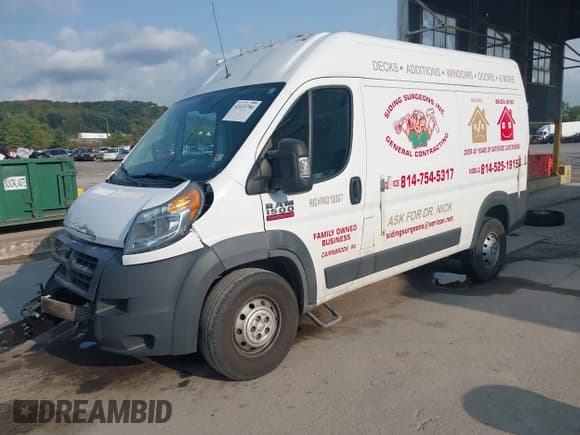 ✅ 2018 Ram ProMaster Cargo • VIN: 3C6TRVBG0JE157988 • Lot: 43133786. Wystawiony na IAAI z przebiegiem 100 699 mil. Bezpłatny archiwum sprzedaży aukcyjnych z USA i szczegółowy raport historii pojazdu na DreamBid. Zdjęcie 17.