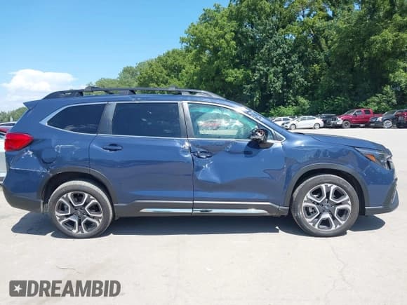 ✅ 2024 Subaru Ascent Limited • VIN: 4S4WMAUD5R3409183 • Lot: 42862417. Listed on IAAI with 36,713 mi. Free auction sales archive from the USA and detailed vehicle history report at DreamBid. Image 14.