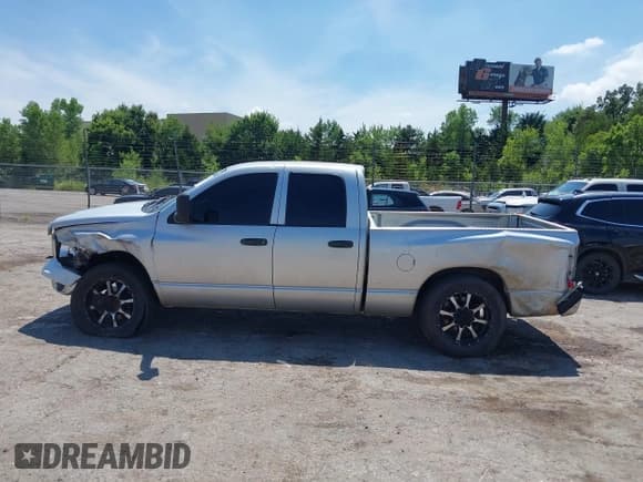 ✅ 2004 Dodge 2500 SLT • VIN: 3D7KA28C54G205658 • Лот: 42956339. Опубликован ранее на IAAI с пробегом 239 403 миль. Бесплатный доступ к архиву аукционных продаж из США и подробный отчёт об истории автомобиля на DreamBid. Изображение 13.