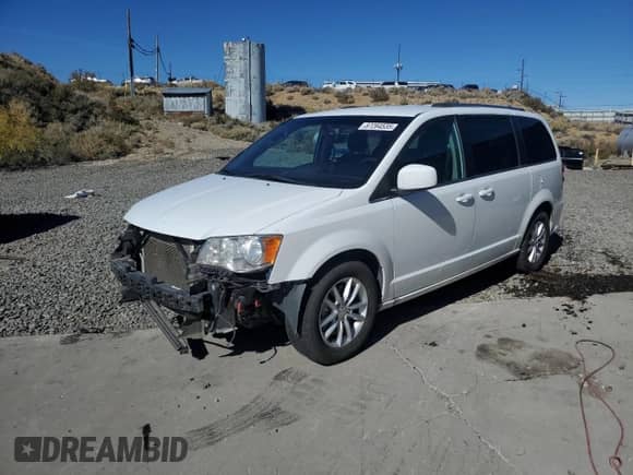 2018 Dodge Grand Caravan SXT z VIN 2C4RDGCG1JR208215, wystawiony jako Copart lot #87284535 z przebiegiem 147 406 mil mil oraz Szkoda całkowita • Salvage title. Historia ofert i sprzedaży dostępna na DreamBid. Obrazek 1.