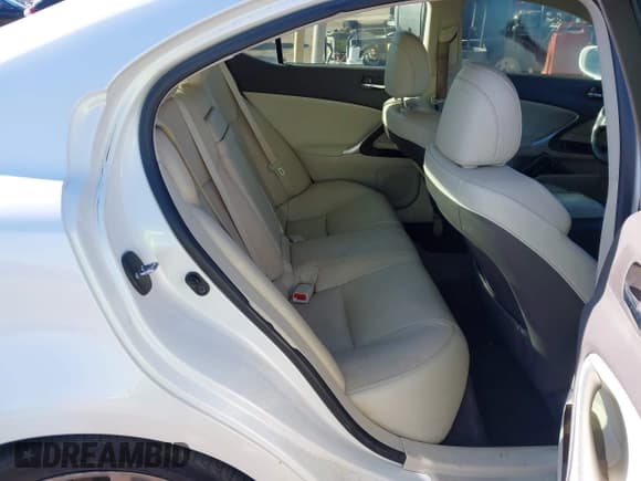 ✅ 2012 Lexus IS 250 • VIN: JTHBF5C29C5182935 • Lot: 43713719. Listed on IAAI with 149,408 mi. Free auction sales archive from the USA and detailed vehicle history report at DreamBid. Image 8.