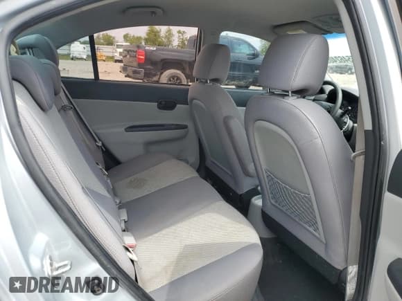 ✅ 2010 Hyundai Accent GLS • VIN: KMHCN4ACXAU473196 • Лот: 55462405. Опубликован ранее на Copart с пробегом 198 235 миль. Бесплатный доступ к архиву аукционных продаж из США и подробный отчёт об истории автомобиля на DreamBid. Изображение 10.