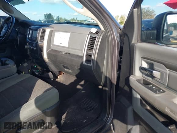 ✅ 2015 Ram 1500 SLT • VIN: 1C6RR6GG3FS549862 • Lot: 41536188. Listed on IAAI with 173,959 mi. Free auction sales archive from the USA and detailed vehicle history report at DreamBid. Image 5.