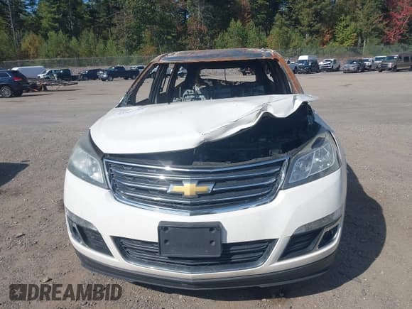 ✅ 2014 Chevrolet Traverse LT • VIN: 1GNKVGKD3EJ270710 • Lot: 43323793. Wystawiony na IAAI z przebiegiem Nie podano. Bezpłatny archiwum sprzedaży aukcyjnych z USA i szczegółowy raport historii pojazdu na DreamBid. Zdjęcie 14.