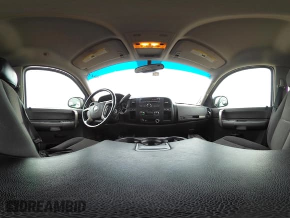 ✅ 2007 Chevrolet Silverado 1500 1LT • VIN: 2GCEC13J971531770 • Lot: 42486035. Wystawiony na IAAI z przebiegiem 401 722 mil. Bezpłatny archiwum sprzedaży aukcyjnych z USA i szczegółowy raport historii pojazdu na DreamBid. Zdjęcie 18.