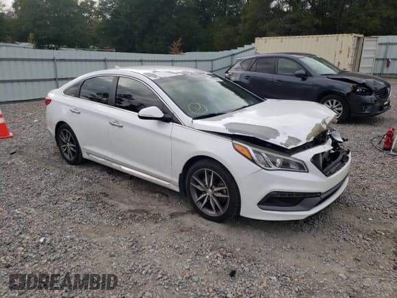 ✅ 2015 Hyundai Sonata Sport • VIN: 5NPE34AB0FH085244 • Лот: 68785502. Опубликован ранее на Copart с пробегом 137 979 миль. Бесплатный доступ к архиву аукционных продаж из США и подробный отчёт об истории автомобиля на DreamBid. Изображение 4.