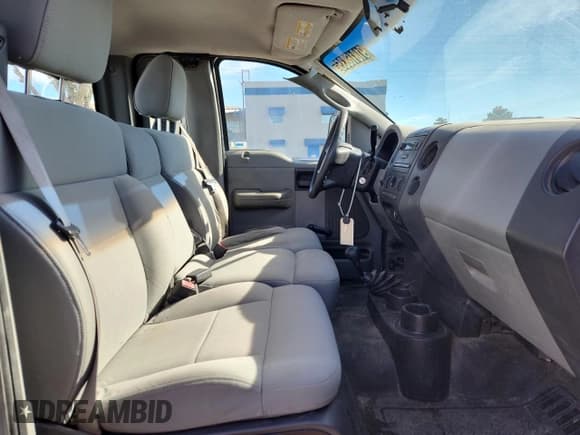 ✅ 2007 Ford F-150 XL • VIN: 1FTRF14W77NA72644 • Lot: 91816835. Listed on Copart with 141,071 mi. Free auction sales archive from the USA and detailed vehicle history report at DreamBid. Image 10.