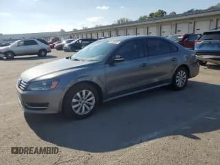 ✅ 2012 Volkswagen Passat S • VIN: 1VWAP7A30CC105929 • Lot: 85496895. Listed on Copart with 189,800 mi. Free auction sales archive from the USA and detailed vehicle history report at DreamBid. Image 1.