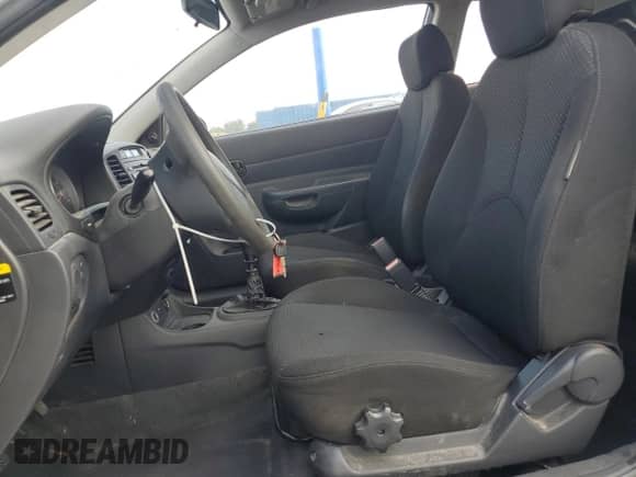2009 Hyundai Accent GS с VIN KMHCM36C69U121900, выставлен на аукционе Copart как лот 61919255 с пробегом 100 702 миль миль и Чистый • Clean title. История ставок и продаж доступна на DreamBid. Изображение 7.