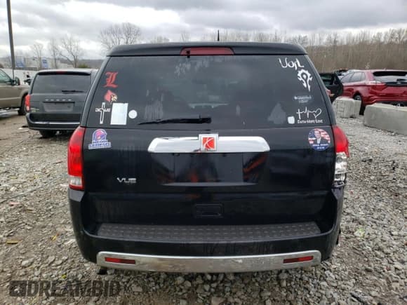 ✅ 2006 Saturn VUE • VIN: 5GZCZ33D16S838357 • Lot: 83482884. Wystawiony na Copart z przebiegiem 273 382 mil. Bezpłatny archiwum sprzedaży aukcyjnych z USA i szczegółowy raport historii pojazdu na DreamBid. Zdjęcie 6.