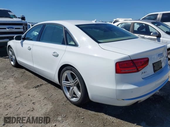 ✅ 2013 Audi A8 3.0L • VIN: WAURGAFD8DN033742 • Лот: 41775363. Опубликован ранее на IAAI с пробегом 101 610 миль. Бесплатный доступ к архиву аукционных продаж из США и подробный отчёт об истории автомобиля на DreamBid. Изображение 3.