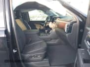 ✅ 2025 GMC Sierra 1500 Denali • VIN: 3GTUUGED5SG300089 • Лот: 42902201. Опубликован ранее на IAAI с пробегом 1 096 миль. Бесплатный доступ к архиву аукционных продаж из США и подробный отчёт об истории автомобиля на DreamBid. Изображение 5.