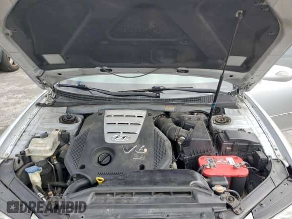 2008 Hyundai Azera Limited с VIN KMHFC46F38A296119, выставлен на аукционе Copart как лот 58267265 с пробегом 204 127 миль миль и Чистый • Clean title. История ставок и продаж доступна на DreamBid. Изображение 11.