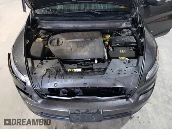 ✅ 2016 Jeep Cherokee Latitude • VIN: 1C4PJMCS4GW122920 • Лот: 90432725. Опубликован ранее на Copart с пробегом 125 335 миль. Бесплатный доступ к архиву аукционных продаж из США и подробный отчёт об истории автомобиля на DreamBid. Изображение 12.