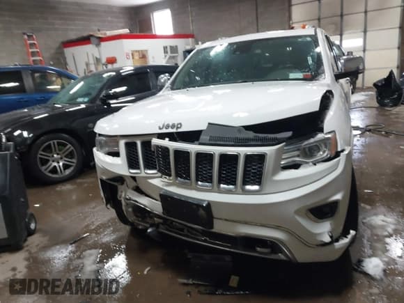 ✅ 2015 Jeep Grand Cherokee Overland • VIN: 1C4RJFCG2FC741015 • Лот: 41607606. Опубликован ранее на IAAI с пробегом 132 038 миль. Бесплатный доступ к архиву аукционных продаж из США и подробный отчёт об истории автомобиля на DreamBid. Изображение 12.