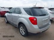 ✅ 2015 Chevrolet Equinox LS • VIN: 2GNALAEK0F1111180 • Лот: 43072360. Опубликован ранее на IAAI с пробегом 175 111 миль. Бесплатный доступ к архиву аукционных продаж из США и подробный отчёт об истории автомобиля на DreamBid. Изображение 3.