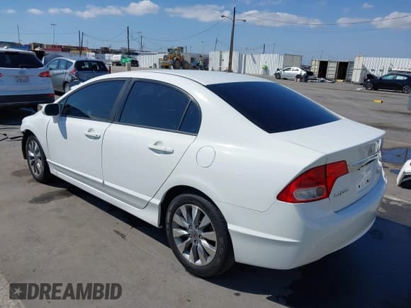 ✅ 2010 Honda Civic EX • VIN: 2HGFA1F84AH522493 • Lot: 43195442. Listed on IAAI with 217,975 mi. Free auction sales archive from the USA and detailed vehicle history report at DreamBid. Image 3.