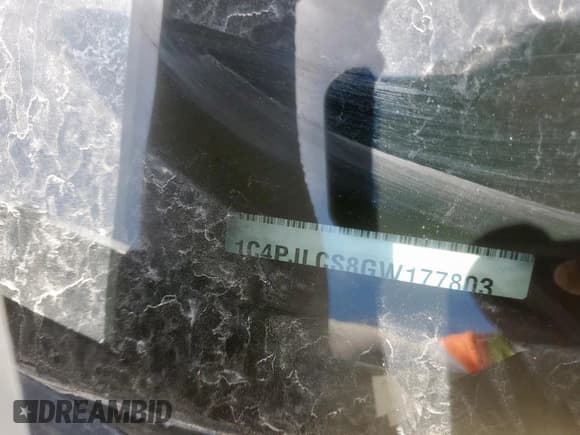 ✅ 2016 Jeep Cherokee North • VIN: 1C4PJLCS8GW177803 • Лот: 66727785. Опубликован ранее на Copart с пробегом 139 030 миль. Бесплатный доступ к архиву аукционных продаж из США и подробный отчёт об истории автомобиля на DreamBid. Изображение 13.