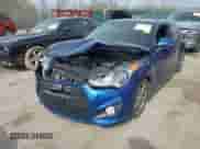 2015 Hyundai Veloster Turbo R-Spec z VIN KMHTC6AE1FU241628, wystawiony jako IAAI lot #42013008 z przebiegiem 110 357 mil mil oraz . Historia ofert i sprzedaży dostępna na DreamBid. Obrazek 6.