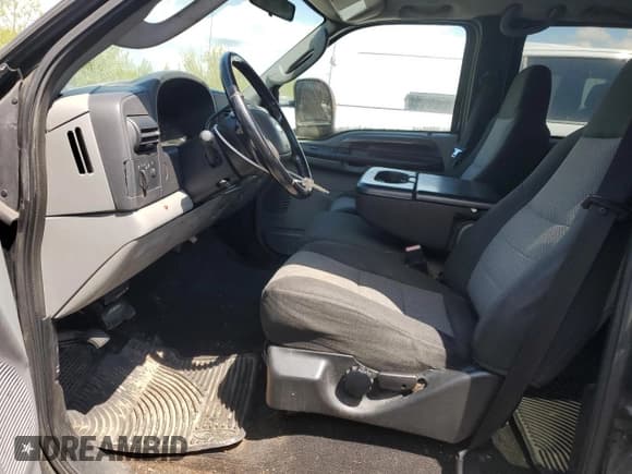 ✅ 2005 Ford F-250 XL • VIN: 1FTSW21515EB80421 • Lot: 56678805. Listed on Copart with 84,203 mi. Free auction sales archive from the USA and detailed vehicle history report at DreamBid. Image 7.