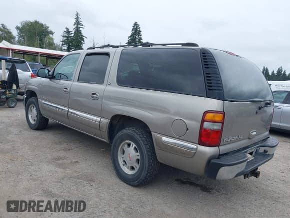✅ 2001 GMC Yukon XL SLT • VIN: 1GKFK16T11J187325 • Lot: 42685347. Listed on IAAI with 132,331 mi. Free auction sales archive from the USA and detailed vehicle history report at DreamBid. Image 3.
