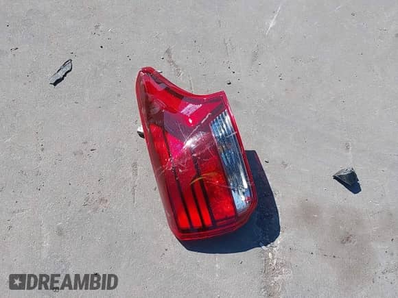 2018 Mitsubishi Outlander ES с VIN JA4AD2A38JZ059009, выставлен на аукционе IAAI как лот 43422074 с пробегом 97 501 миль миль и . История ставок и продаж доступна на DreamBid. Изображение 12.