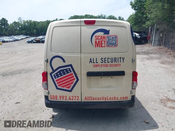 ✅ 2018 Nissan NV200 S • VIN: 3N6CM0KN2JK702290 • Lot: 41306043. Listed on IAAI with Not provided. Free auction sales archive from the USA and detailed vehicle history report at DreamBid. Image 16.