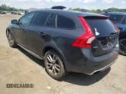 ✅ 2015 Volvo V60 T5 Platinum • VIN: YV4612HM0F1000445 • Лот: 59523244. Опубликован ранее на Copart с пробегом 126 857 миль. Бесплатный доступ к архиву аукционных продаж из США и подробный отчёт об истории автомобиля на DreamBid. Изображение 2.