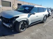 ✅ 2024 Kia EV9 Land • VIN: KNDADFS5XR6034686 • Лот: 41219507. Опубликован ранее на IAAI с пробегом 4 618 миль. Бесплатный доступ к архиву аукционных продаж из США и подробный отчёт об истории автомобиля на DreamBid. Изображение 2.