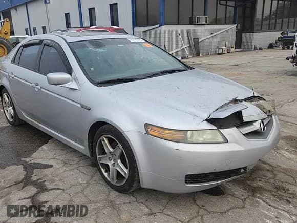✅ 2004 Acura TL • VIN: 19UUA66214A026988 • Lot: 81085865. Wystawiony na Copart z przebiegiem 239 684 mil. Bezpłatny archiwum sprzedaży aukcyjnych z USA i szczegółowy raport historii pojazdu na DreamBid. Zdjęcie 13.