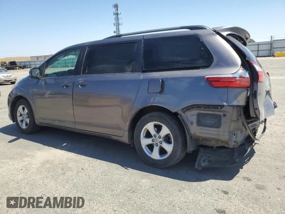 ✅ 2015 Toyota Sienna LE AAS • VIN: 5TDKK3DC1FS631211 • Lot: 56009945. Listed on Copart with 150,345 mi. Free auction sales archive from the USA and detailed vehicle history report at DreamBid. Image 2.