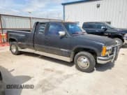 ✅ 1992 GMC Sierra 1500 • VIN: 2GTHC39NXN1556192 • Lot: 55469485. Wystawiony na Copart z przebiegiem 128 938 mil. Bezpłatny archiwum sprzedaży aukcyjnych z USA i szczegółowy raport historii pojazdu na DreamBid. Zdjęcie 4.