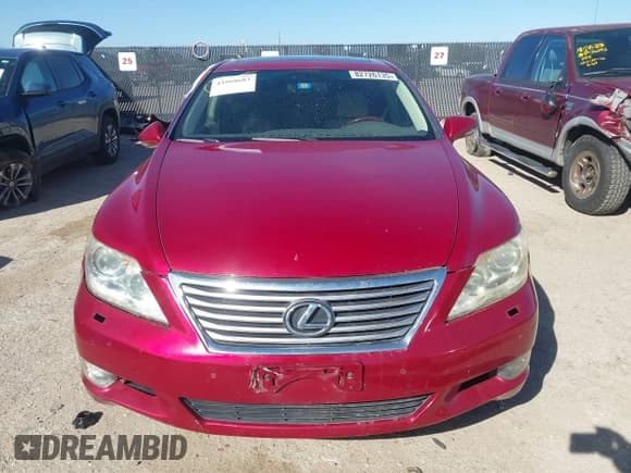 ✅ 2012 Lexus LS 460 • VIN: JTHBL5EF4C5112915 • Lot: 43568683. Listed on IAAI with 153,903 mi. Free auction sales archive from the USA and detailed vehicle history report at DreamBid. Image 12.