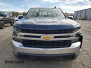 ✅ 2019 Chevrolet Silverado 1500 LT • VIN: 1GCRWCEDXKZ292600 • Lot: 46134225. Wystawiony na Copart z przebiegiem 119 558 mil. Bezpłatny archiwum sprzedaży aukcyjnych z USA i szczegółowy raport historii pojazdu na DreamBid. Zdjęcie 5.