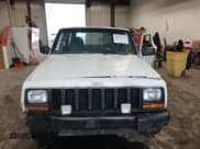 ✅ 1997 Jeep Cherokee SE • VIN: 1J4FJ28S1VL528218 • Lot: 41931137. Wystawiony na IAAI z przebiegiem 210 196 mil. Bezpłatny archiwum sprzedaży aukcyjnych z USA i szczegółowy raport historii pojazdu na DreamBid. Zdjęcie 11.