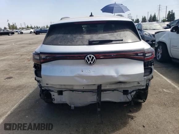 ✅ 2022 Volkswagen ID.4 Pro • VIN: WVGRMPE23NP061903 • Lot: 62135353. Listed on Copart with 10,722 mi. Free auction sales archive from the USA and detailed vehicle history report at DreamBid. Image 6.
