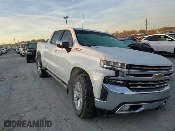 ✅ 2021 Chevrolet Silverado 1500 LTZ • VIN: 1GCUYGET6MZ232691 • Lot: 75749074. Wystawiony na Copart z przebiegiem 67 002 mil. Bezpłatny archiwum sprzedaży aukcyjnych z USA i szczegółowy raport historii pojazdu na DreamBid. Zdjęcie 11.