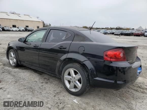 ✅ 2013 Dodge Avenger SE • VIN: 1C3CDZAB7DN657901 • Лот: 41857885. Опубликован ранее на Copart с пробегом 142 128 миль. Бесплатный доступ к архиву аукционных продаж из США и подробный отчёт об истории автомобиля на DreamBid. Изображение 2.