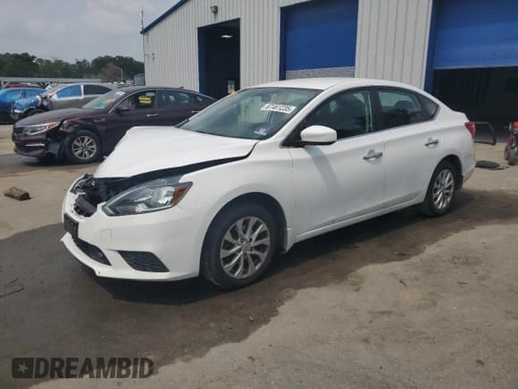 ✅ 2019 Nissan Sentra S • VIN: 3N1AB7AP0KY337282 • Lot: 67461235. Wystawiony na Copart z przebiegiem 126 961 mil. Bezpłatny archiwum sprzedaży aukcyjnych z USA i szczegółowy raport historii pojazdu na DreamBid. Zdjęcie 1.