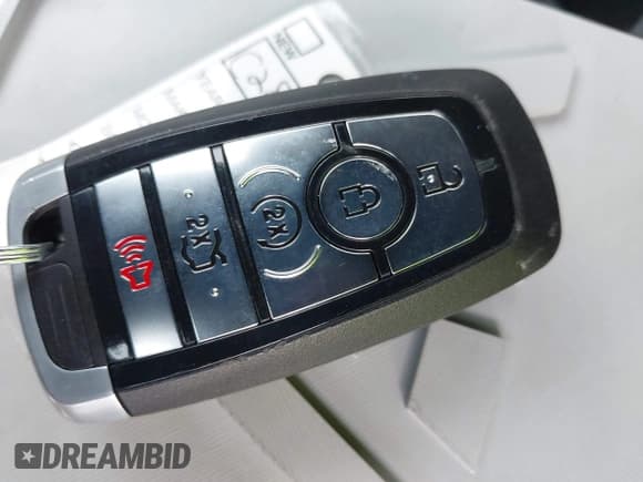 ✅ 2021 Ford Explorer Platinum • VIN: 1FM5K8HC7MGC28101 • Lot: 42126938. Wystawiony na IAAI z przebiegiem 20 257 mil. Bezpłatny archiwum sprzedaży aukcyjnych z USA i szczegółowy raport historii pojazdu na DreamBid. Zdjęcie 11.