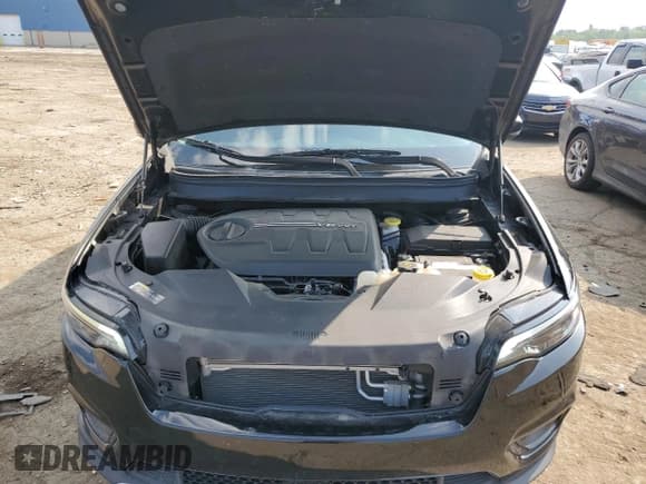 ✅ 2020 Jeep Cherokee Altitude • VIN: 1C4PJMLXXLD640760 • Лот: 68995495. Опубликован ранее на Copart с пробегом 60 944 миль. Бесплатный доступ к архиву аукционных продаж из США и подробный отчёт об истории автомобиля на DreamBid. Изображение 11.