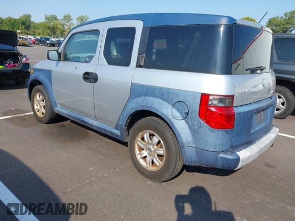 ✅ 2006 Honda Element EX • VIN: 5J6YH18626L000822 • Lot: 43190210. Listed on IAAI with 213,971 mi. Free auction sales archive from the USA and detailed vehicle history report at DreamBid. Image 3.