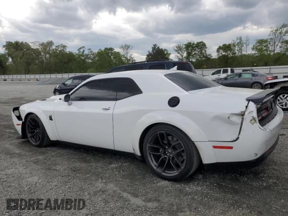 ✅ 2020 Dodge Challenger R/T Scat Pack Widebody • VIN: 2C3CDZFJ9LH210820 • Lot: 52552175. Wystawiony na Copart z przebiegiem 61 283 mil. Bezpłatny archiwum sprzedaży aukcyjnych z USA i szczegółowy raport historii pojazdu na DreamBid. Zdjęcie 2.
