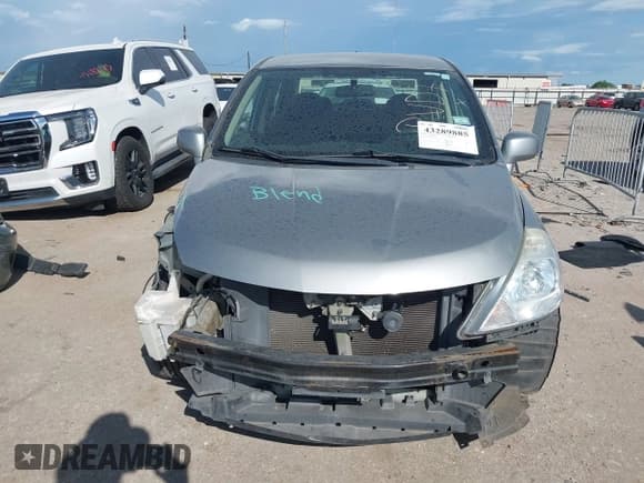 ✅ 2011 Nissan Versa S • VIN: 3N1BC1AP3BL391686 • Lot: 43289885. Wystawiony na IAAI z przebiegiem 131 469 mil. Bezpłatny archiwum sprzedaży aukcyjnych z USA i szczegółowy raport historii pojazdu na DreamBid. Zdjęcie 13.