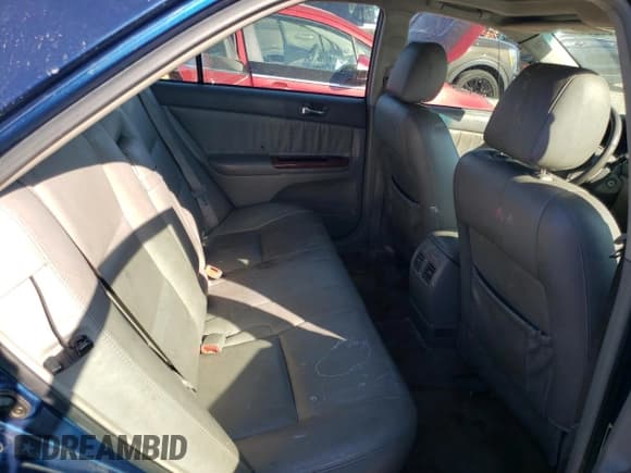 ✅ 2005 Toyota Camry XLE • VIN: 4T1BF30K35U098110 • Лот: 80508295. Опубликован ранее на Copart с пробегом 254 592 миль. Бесплатный доступ к архиву аукционных продаж из США и подробный отчёт об истории автомобиля на DreamBid. Изображение 10.