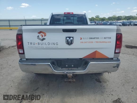 ✅ 2017 Ram 1500 Tradesman • VIN: 3C6JR6DT2HG654403 • Lot: 61127485. Wystawiony na Copart z przebiegiem 85 932 mil. Bezpłatny archiwum sprzedaży aukcyjnych z USA i szczegółowy raport historii pojazdu na DreamBid. Zdjęcie 6.