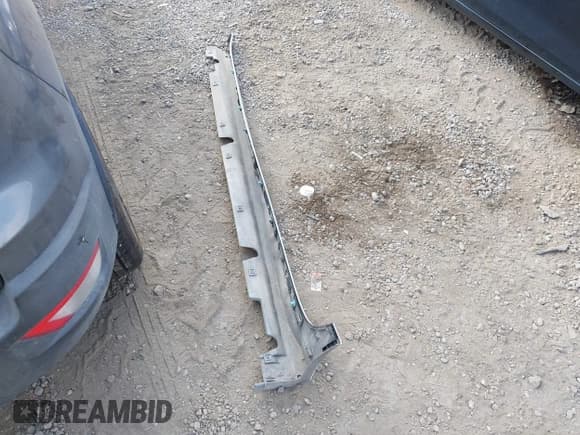 ✅ 2018 Hyundai Elantra Sport • VIN: KMHD04LB3JU456943 • Lot: 43374044. Listed on IAAI with 146,684 mi. Free auction sales archive from the USA and detailed vehicle history report at DreamBid. Image 12.